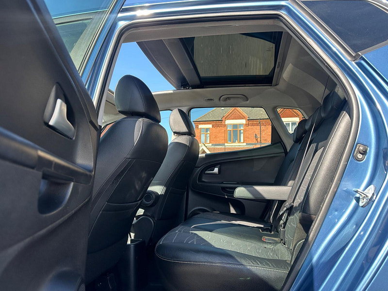 Kia Venga 1.6 3 Auto Euro 5 5dr (Sat Nav) 5dr Automatic 2026
