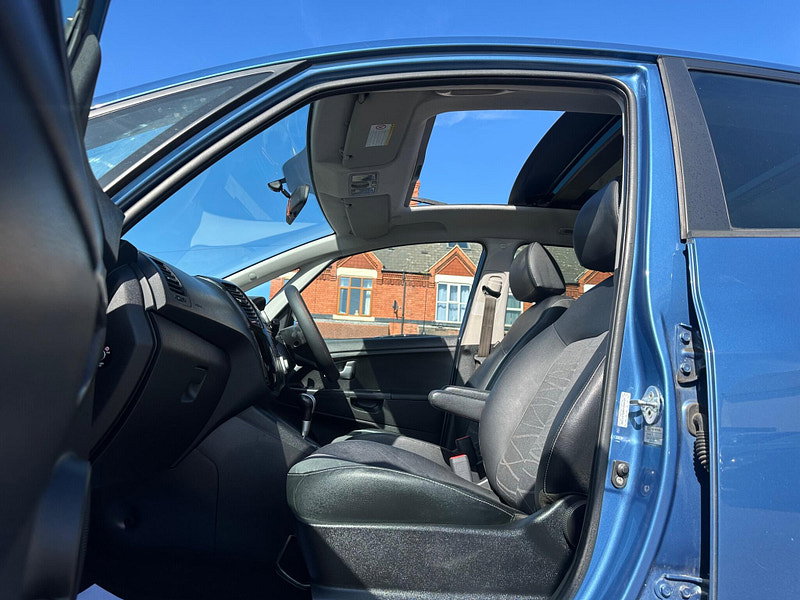 Kia Venga 1.6 3 Auto Euro 5 5dr (Sat Nav) 5dr Automatic 2026