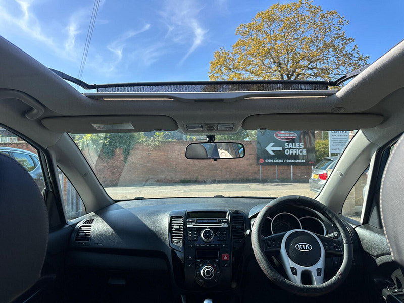 Kia Venga 1.6 3 Auto Euro 5 5dr (Sat Nav) 5dr Automatic 2026