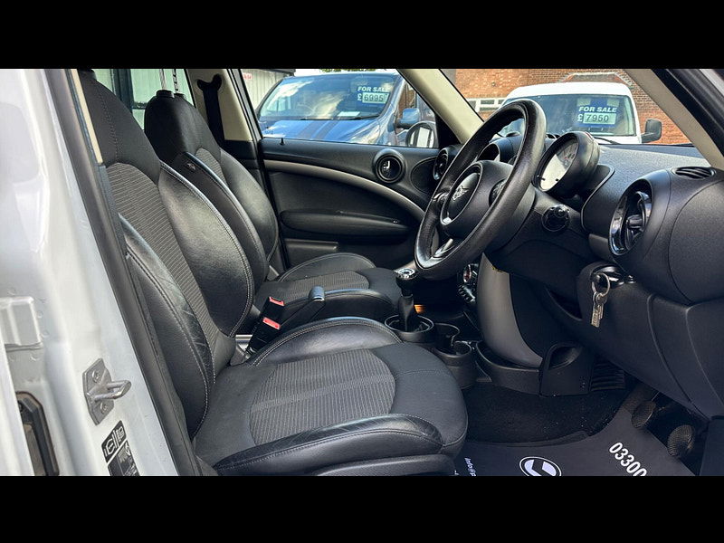 MINI Countryman 1.6 Cooper Euro 6 (s/s) 5dr 5dr Manual 2026