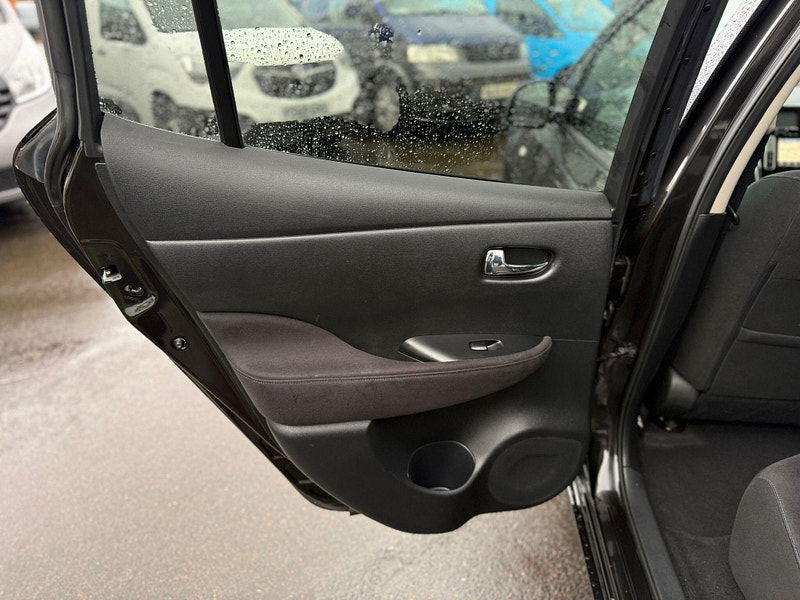 Nissan Leaf 30kWh Black Edition Auto 5dr 5dr Automatic 2026