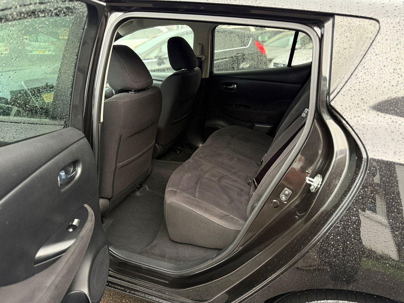 Nissan Leaf 30kWh Black Edition Auto 5dr 5dr Automatic 2026