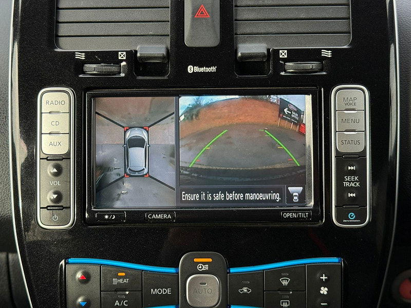 Nissan Leaf 30kWh Black Edition Auto 5dr 5dr Automatic 2026