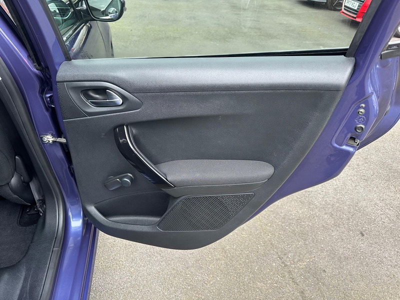 Peugeot 208 1.4 HDi Allure Euro 5 5dr 5dr Manual 2026