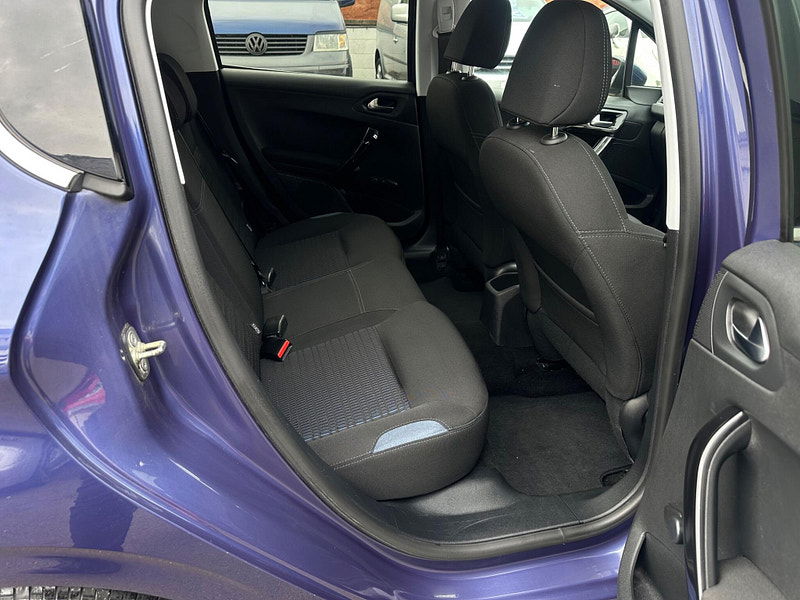 Peugeot 208 1.4 HDi Allure Euro 5 5dr 5dr Manual 2026