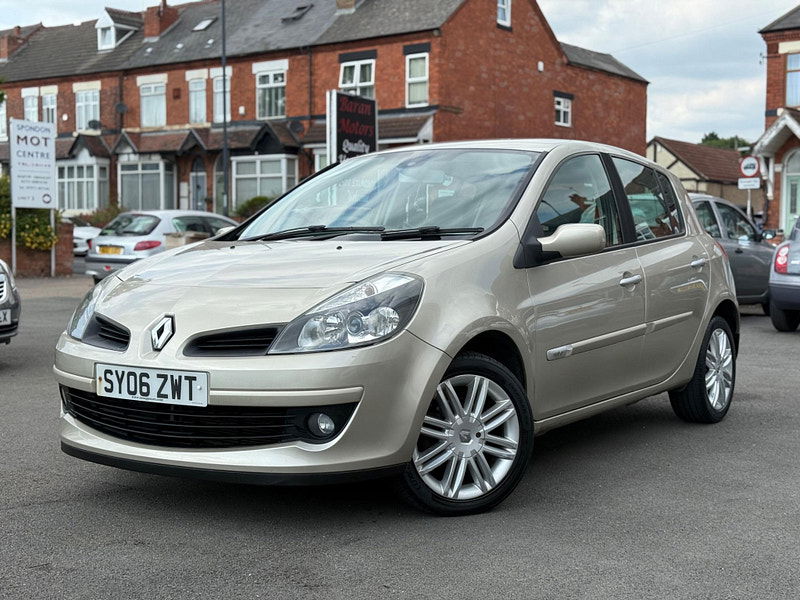 Renault Clio 1.6 VVT Initiale 5dr 5dr Manual 2026