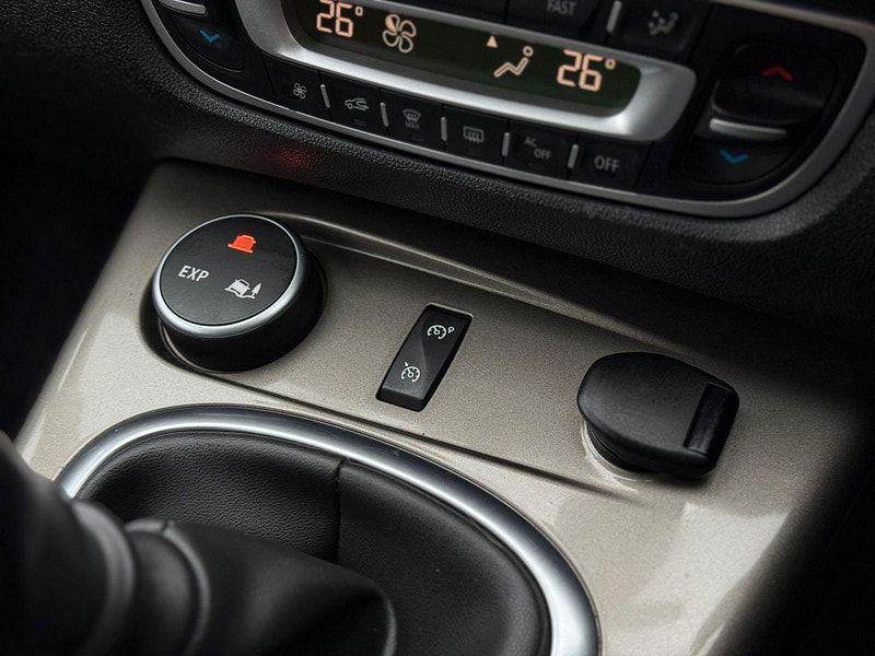 Renault Scenic Xmod 1.5 dCi ENERGY Dynamique TomTom Euro 5 (s/s) 5dr 5dr Manual 2026