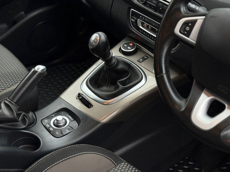 Renault Scenic Xmod 1.5 dCi ENERGY Dynamique TomTom Euro 5 (s/s) 5dr 5dr Manual 2026