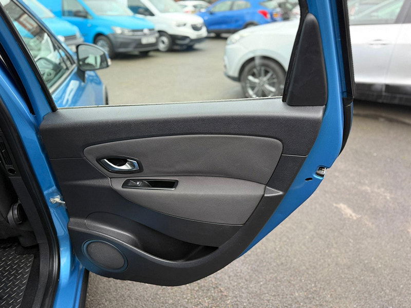 Renault Scenic Xmod 1.5 dCi ENERGY Dynamique TomTom Euro 5 (s/s) 5dr 5dr Manual 2026