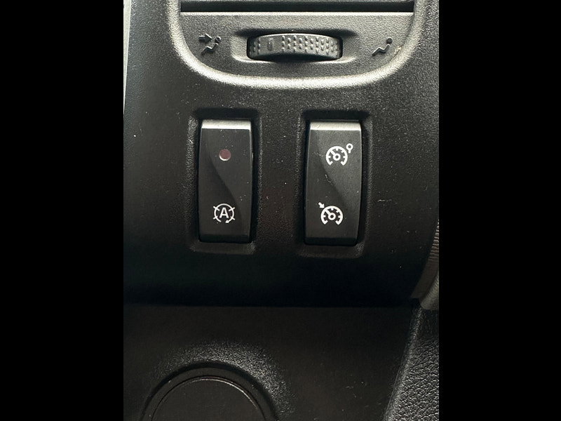 Renault Trafic 1.6 dCi ENERGY 29 Sport Nav LWB Standard Roof Euro 6 (s/s) 5dr 4dr Manual 2026