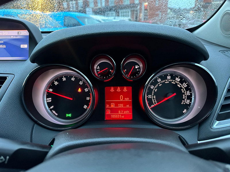 Vauxhall Mokka 1.6 SE 2WD Euro 5 (s/s) 5dr 5dr Manual 2026