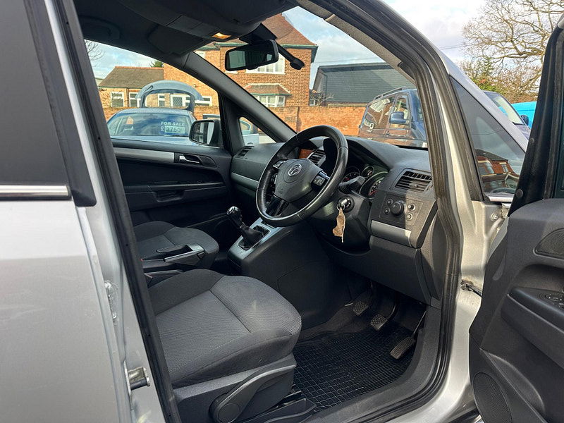 Vauxhall Zafira 1.6 16V Design Euro 5 5dr (SNav) 5dr Manual 2026