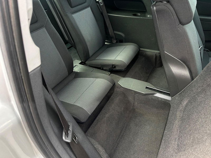 Vauxhall Zafira 1.6 16V Design Euro 5 5dr (SNav) 5dr Manual 2026