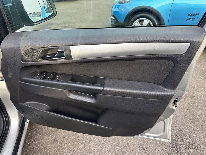 Vauxhall Zafira 1.6 16V Design Euro 5 5dr (SNav) 5dr Manual 2026