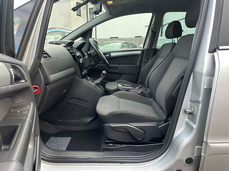 Vauxhall Zafira 1.6 16V Design Euro 5 5dr (SNav) 5dr Manual 2026