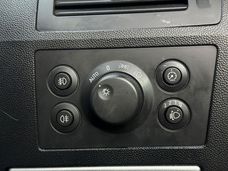 Vauxhall Zafira 1.6 16V Design Euro 5 5dr (SNav) 5dr Manual 2026