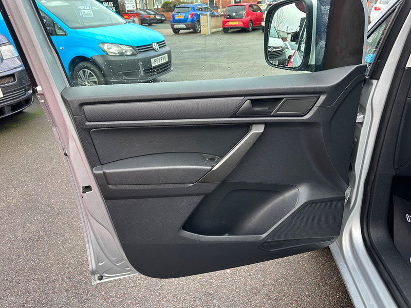 Volkswagen Caddy 2.0 TDI C20 BlueMotion Tech Highline DSG SWB Euro 6 (s/s) 5dr 5dr Automatic 2026