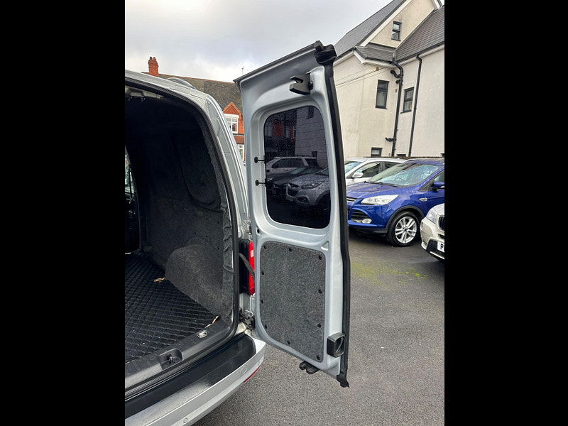 Volkswagen Caddy 2.0 TDI C20 BlueMotion Tech Highline DSG SWB Euro 6 (s/s) 5dr 5dr Automatic 2026