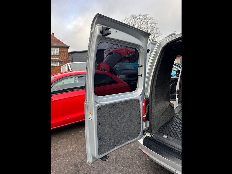 Volkswagen Caddy 2.0 TDI C20 BlueMotion Tech Highline DSG SWB Euro 6 (s/s) 5dr 5dr Automatic 2026