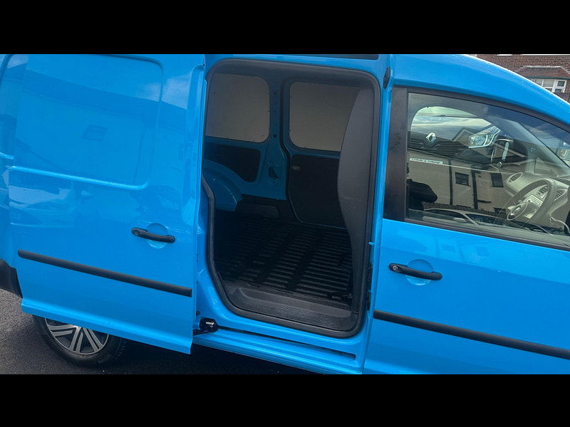 Volkswagen Caddy Maxi 1.6 TDi C20 Maxi FWD 5dr 5dr Manual 2026