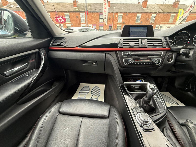 BMW 3 Series 2.0 320d Sport Saloon 4dr Diesel Manual Euro 5 (s/s) (184 ps) 4dr Manual 2025
