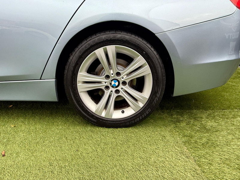 BMW 3 Series 2.0 320d Sport Saloon 4dr Diesel Manual Euro 5 (s/s) (184 ps) 4dr Manual 2025