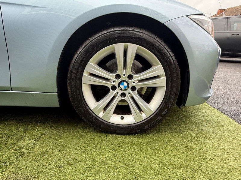 BMW 3 Series 2.0 320d Sport Saloon 4dr Diesel Manual Euro 5 (s/s) (184 ps) 4dr Manual 2025