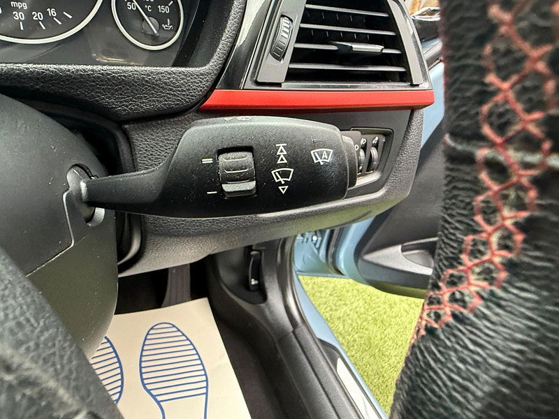 BMW 3 Series 2.0 320d Sport Saloon 4dr Diesel Manual Euro 5 (s/s) (184 ps) 4dr Manual 2025