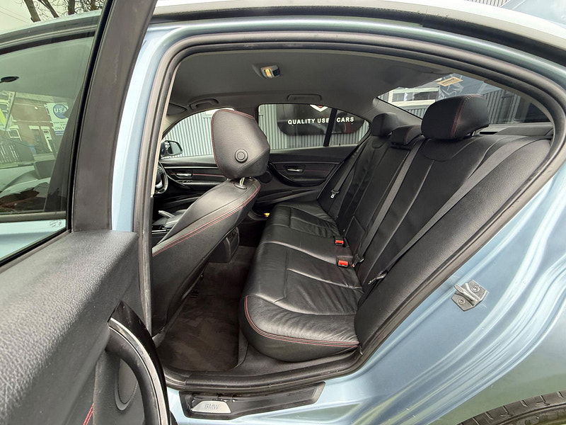 BMW 3 Series 2.0 320d Sport Saloon 4dr Diesel Manual Euro 5 (s/s) (184 ps) 4dr Manual 2025