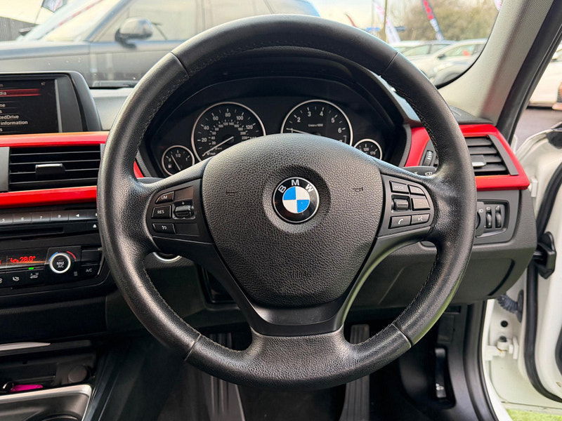 BMW 3 Series 2.0 320i SE Saloon 4dr Petrol Manual Euro 6 (s/s) (184 ps) 4dr Manual 2026