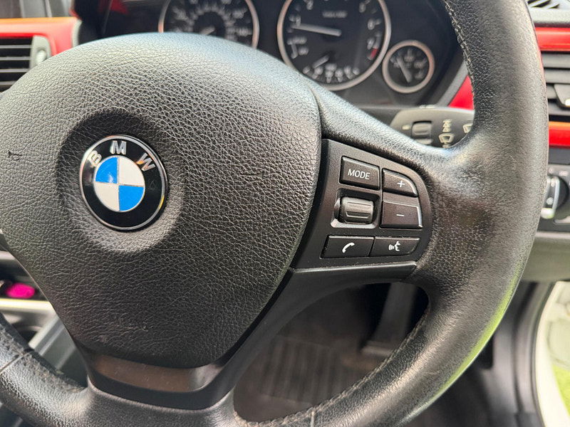 BMW 3 Series 2.0 320i SE Saloon 4dr Petrol Manual Euro 6 (s/s) (184 ps) 4dr Manual 2026