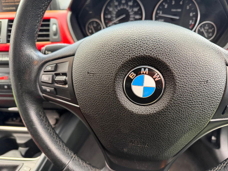 BMW 3 Series 2.0 320i SE Saloon 4dr Petrol Manual Euro 6 (s/s) (184 ps) 4dr Manual 2026