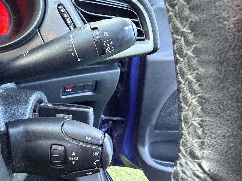 Citroen C3 1.2 VTi VTR+ Hatchback 5dr Petrol Manual Euro 5 (82 ps) 5dr Manual 2026