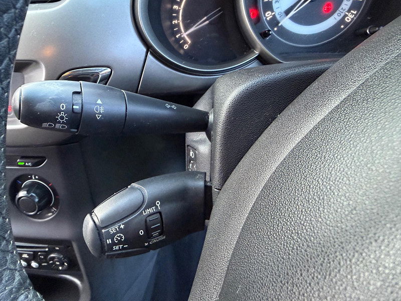 Citroen C3 1.2 VTi VTR+ Hatchback 5dr Petrol Manual Euro 5 (82 ps) 5dr Manual 2026