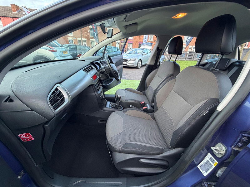 Citroen C3 1.2 VTi VTR+ Hatchback 5dr Petrol Manual Euro 5 (82 ps) 5dr Manual 2026