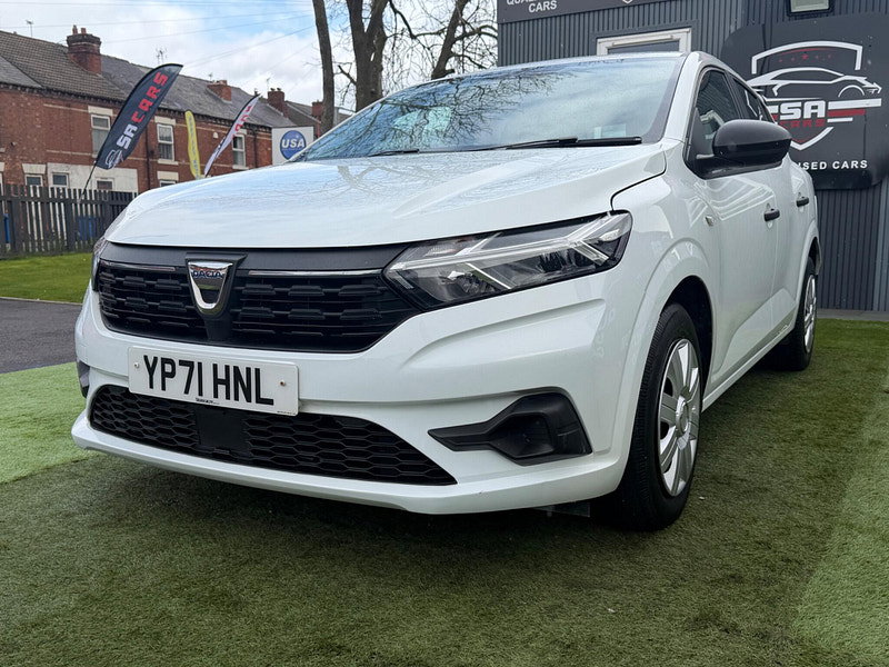 Dacia Sandero 1.0 SCe Essential Hatchback 5dr Petrol Manual Euro 6 (s/s) (65 ps) 5dr Manual 2026