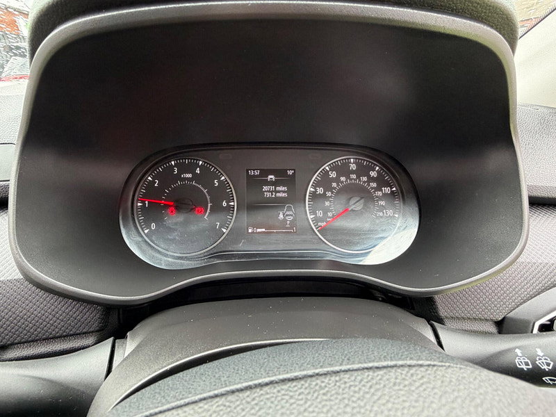 Dacia Sandero 1.0 SCe Essential Hatchback 5dr Petrol Manual Euro 6 (s/s) (65 ps) 5dr Manual 2026