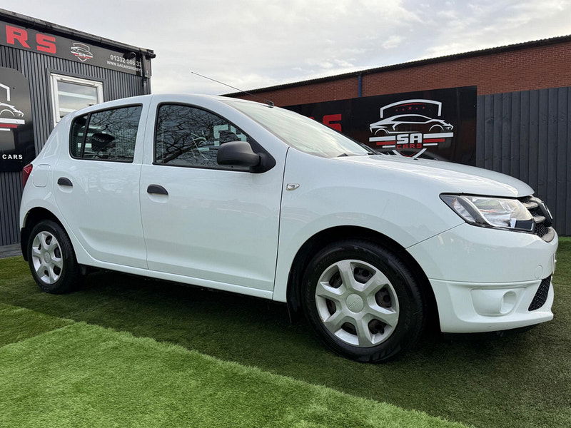 Dacia Sandero 1.2 Ambiance Hatchback 5dr Petrol Manual Euro 6 (75 ps) 5dr Manual 2025