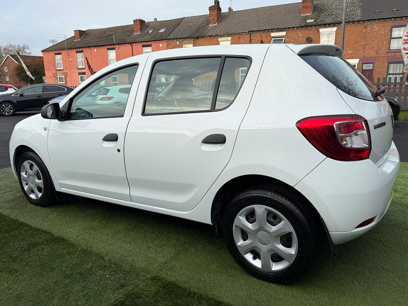 Dacia Sandero 1.2 Ambiance Hatchback 5dr Petrol Manual Euro 6 (75 ps) 5dr Manual 2025