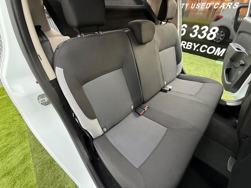 Dacia Sandero 1.2 Ambiance Hatchback 5dr Petrol Manual Euro 6 (75 ps) 5dr Manual 2025