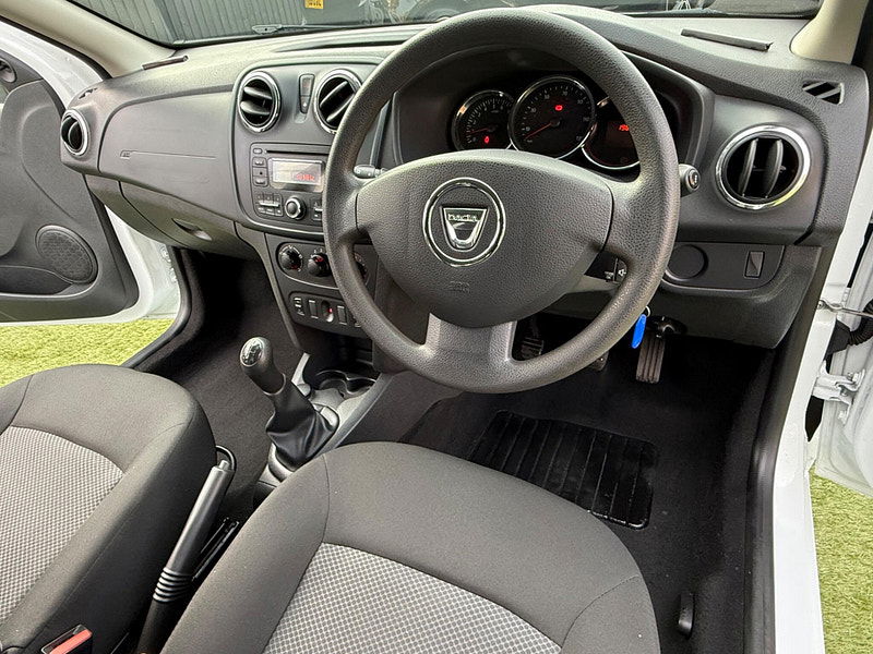Dacia Sandero 1.2 Ambiance Hatchback 5dr Petrol Manual Euro 6 (75 ps) 5dr Manual 2025