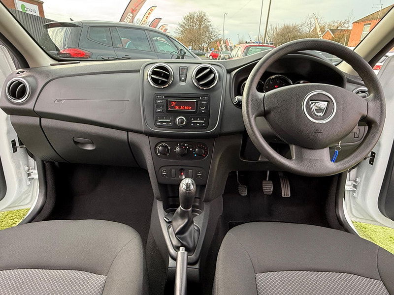 Dacia Sandero 1.2 Ambiance Hatchback 5dr Petrol Manual Euro 6 (75 ps) 5dr Manual 2025