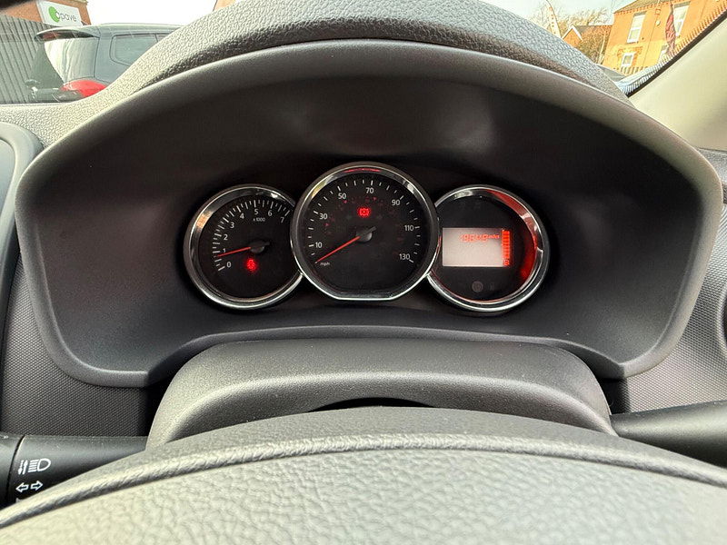 Dacia Sandero 1.2 Ambiance Hatchback 5dr Petrol Manual Euro 6 (75 ps) 5dr Manual 2025