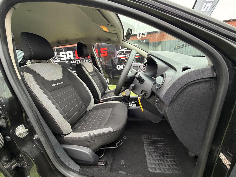 Dacia Sandero Stepway 1.5 dCi Laureate Hatchback 5dr Diesel Manual Euro 6 (s/s) (90 ps) 5dr Manual 2026