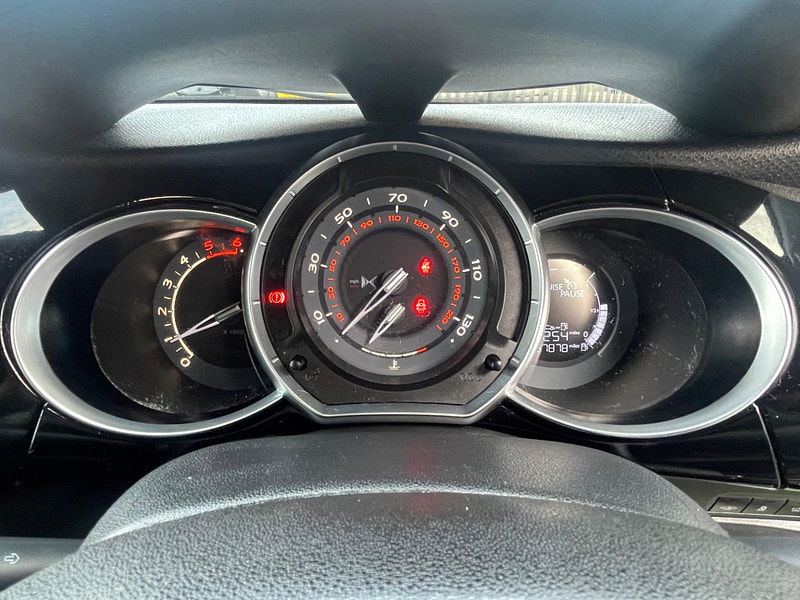 DS Automobiles DS 3 1.6 BlueHDi Elegance Euro 6 (s/s) 3dr 3dr Manual 2025