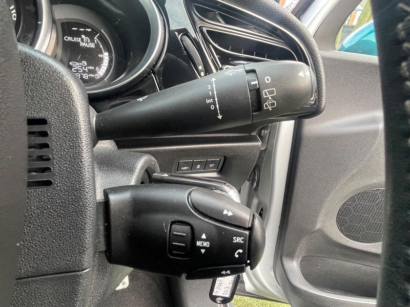 DS Automobiles DS 3 1.6 BlueHDi Elegance Euro 6 (s/s) 3dr 3dr Manual 2025