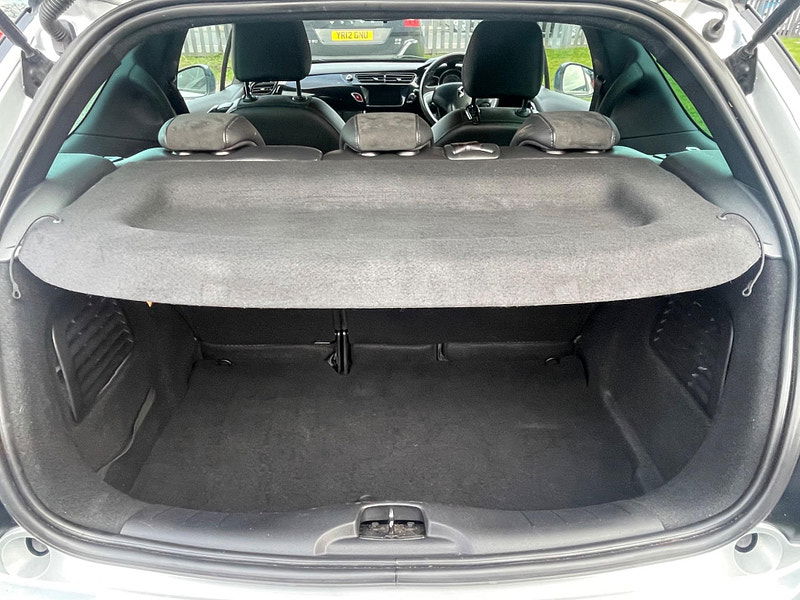 DS Automobiles DS 3 1.6 BlueHDi Elegance Euro 6 (s/s) 3dr 3dr Manual 2025