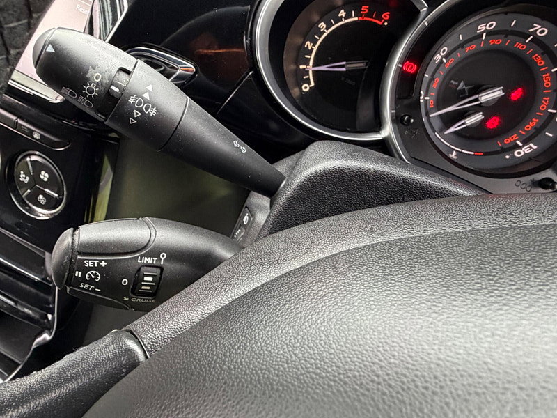 DS Automobiles Ds 3 cabrio 1.6 BlueHDi DStyle Nav Cabriolet 2dr Diesel Manual Euro 6 (s/s) (100 ps) 2dr Manual 2026