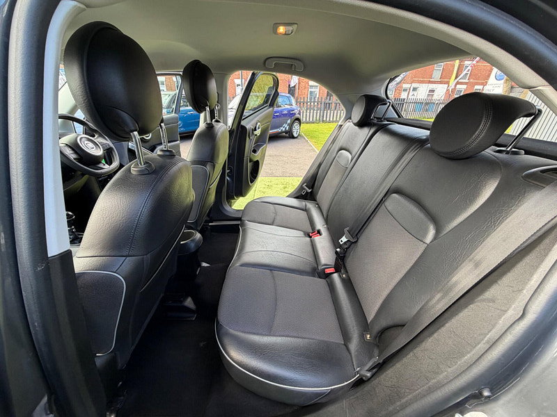Fiat 500X 1.6 MultiJetII Cross SUV 5dr Diesel Manual Euro 6 (s/s) (120 ps) 5dr Manual 2026