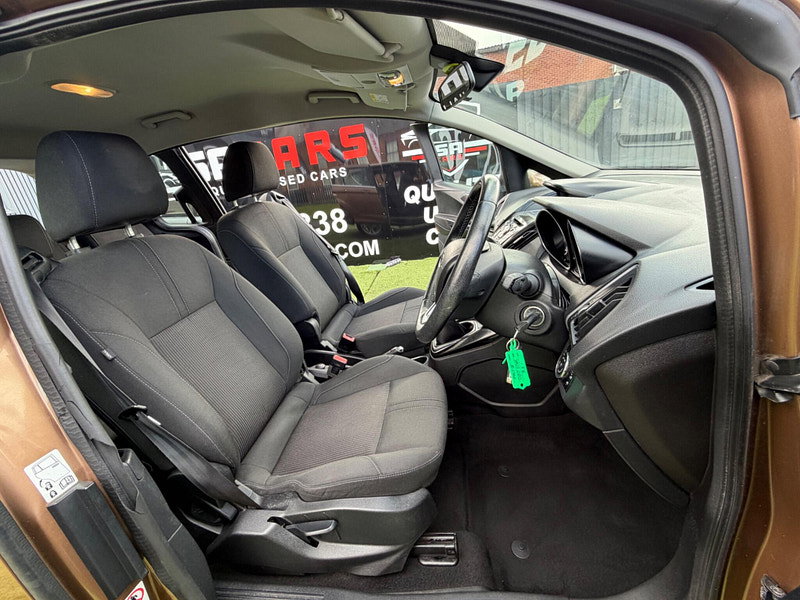 Ford B-Max 1.4 Zetec MPV 5dr Petrol Manual Euro 5 (90 ps) 5dr Manual 2026